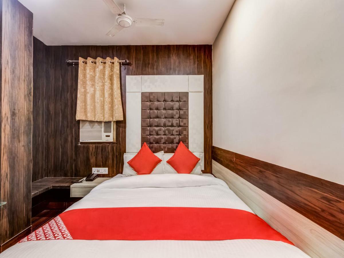 Oyo 24171 Hotel Meridian Jamshedpur Εξωτερικό φωτογραφία